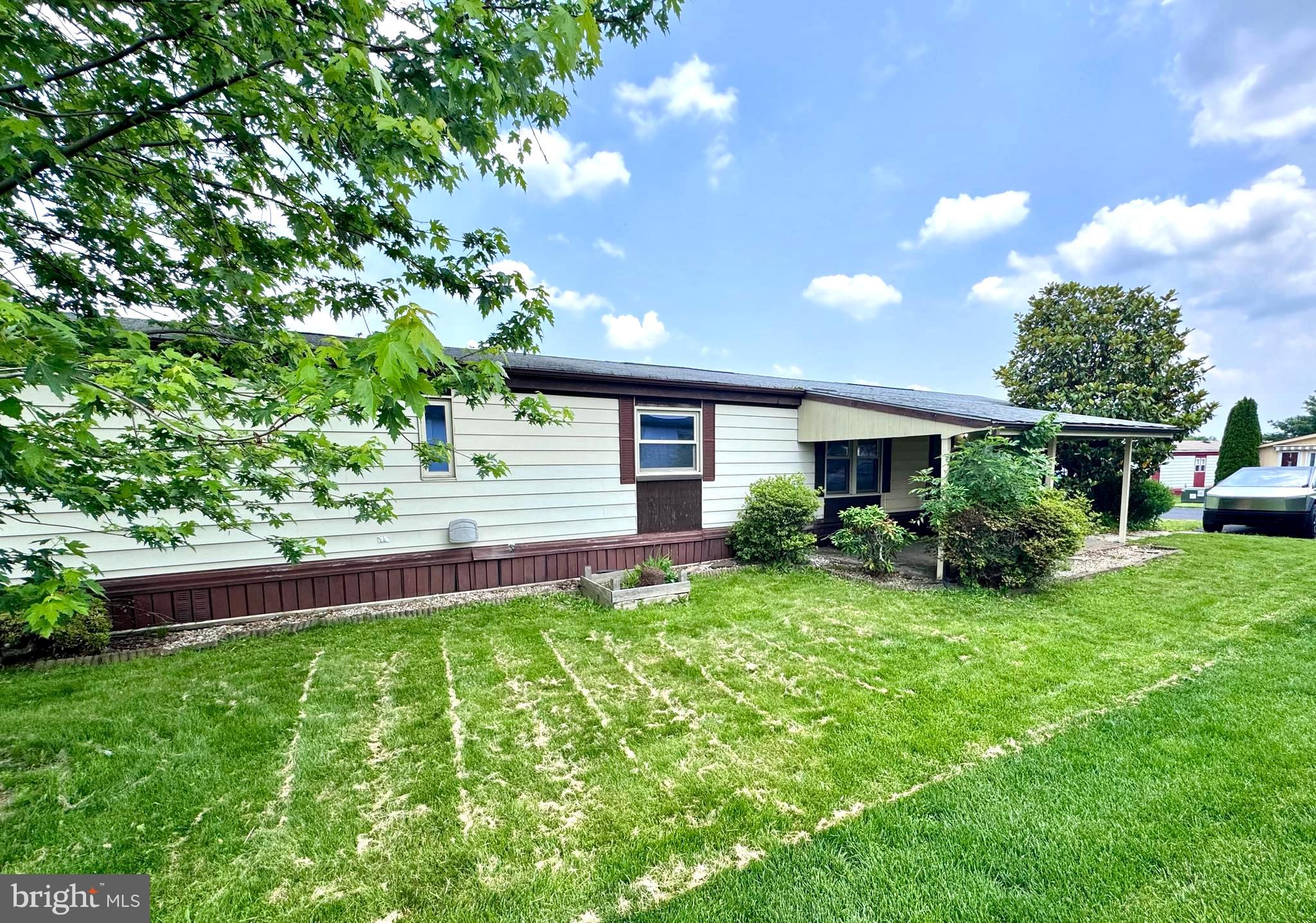 426 Running Brook Road North Wales, PA 19454 - Photo 3 of 13 yard