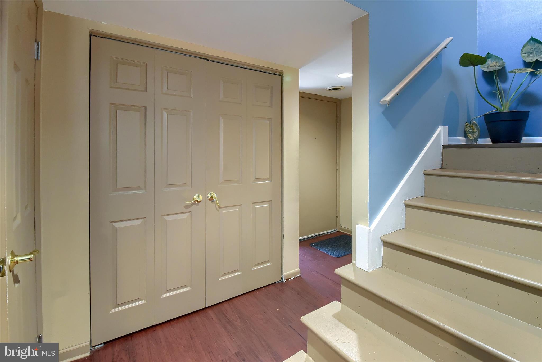 704 Cedar Ridge Lane Mechanicsburg, PA 17055 - Photo 4 of 40 a view of entryway and hall with wooden floor