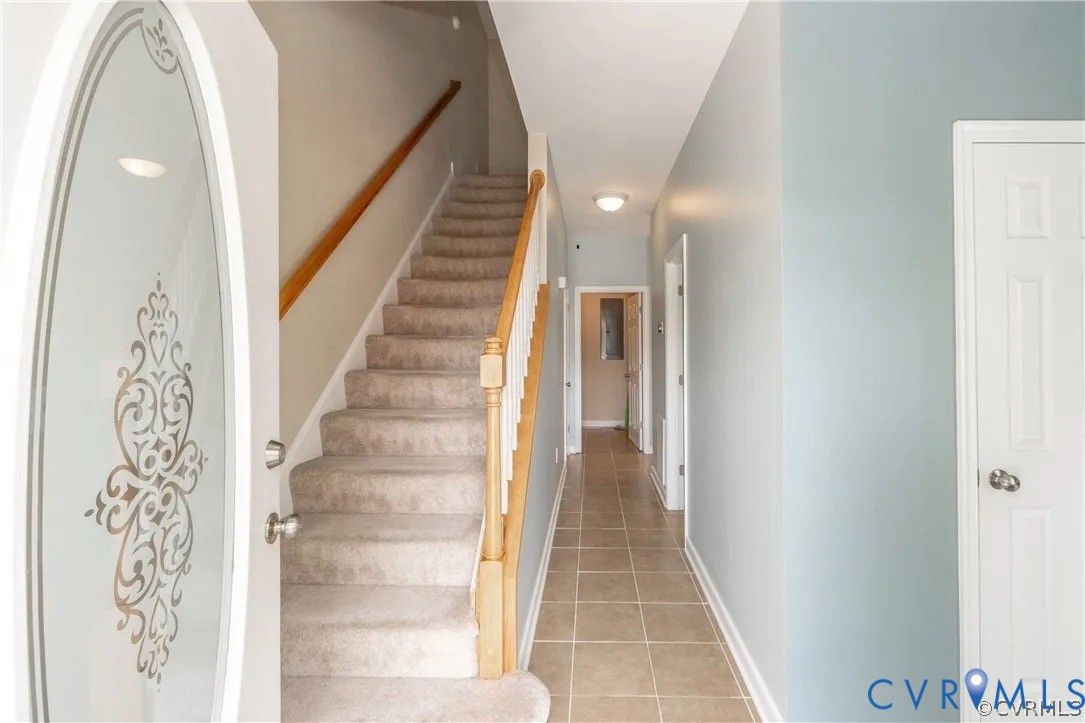1733 Lakeview Avenue Richmond, VA 23220 - Photo 3 of 28 a view of a hallway with wooden floor and entryway