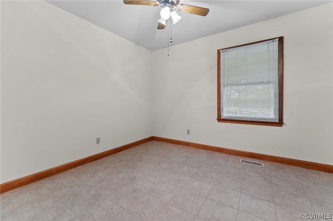 232 Woodbine Road Warsaw, VA 22572 - Photo 19 of 25 Gallery Image 19