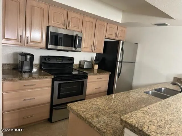 $1,700 | 1920 West Lindner Avenue, Unit 169, Mesa, AZ 85202