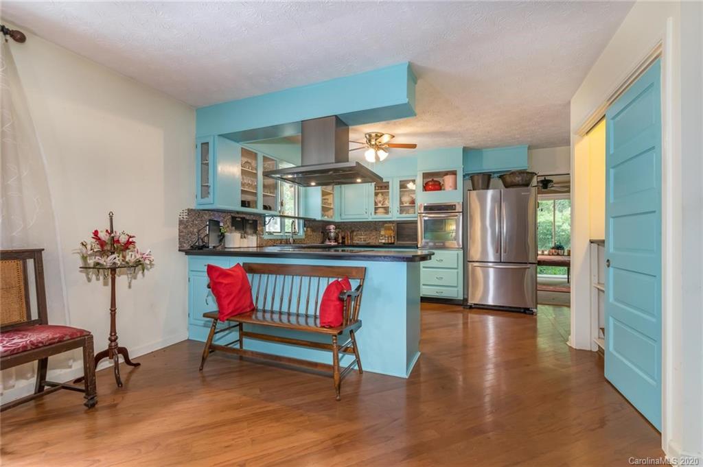 129 Brandon Road Hendersonville, NC 28739 - Photo 12 of 40