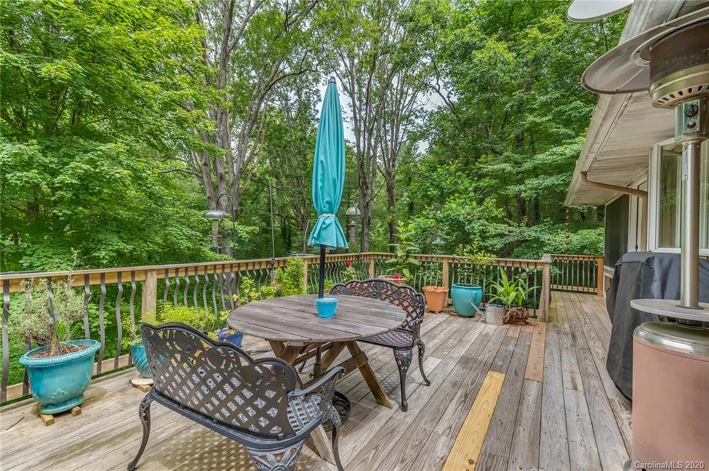 129 Brandon Road Hendersonville, NC 28739 - Photo 29 of 40