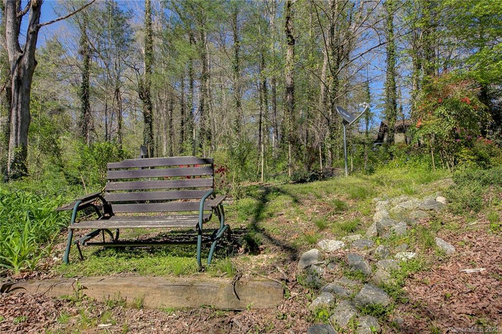 129 Brandon Road Hendersonville, NC 28739 - Photo 38 of 40