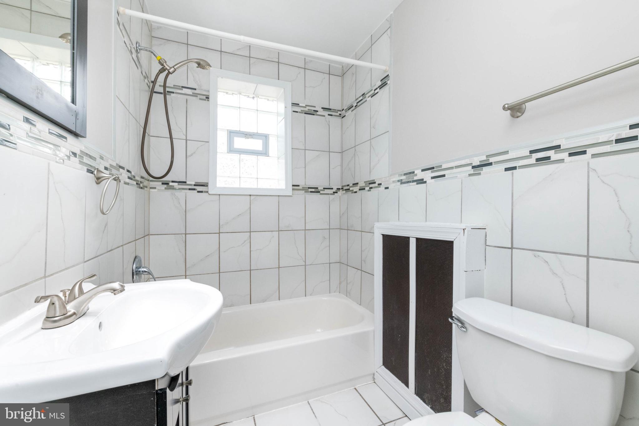 4217 Chatham Road, Unit B Baltimore, MD 21207 - Photo 16 of 28 Gallery Image 16