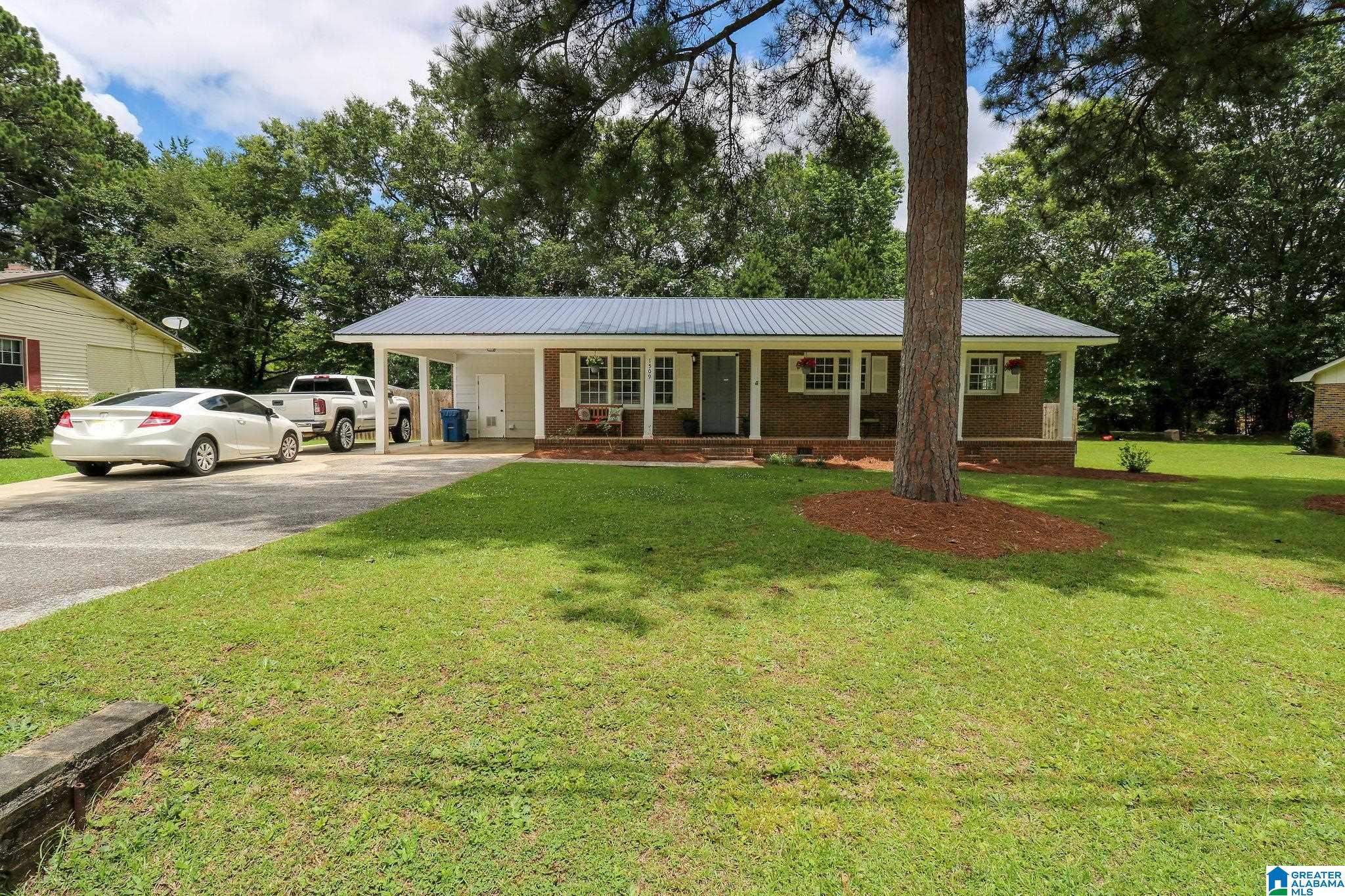 1509 Greenmeadow Road Anniston, AL 36207 - Photo 15 of 43