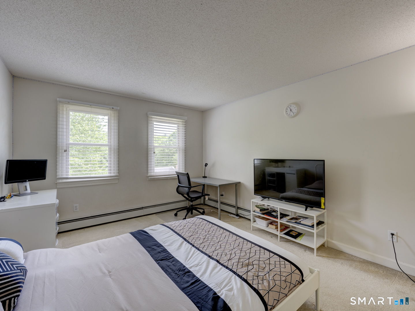 11 Lexington Road Avon, CT 06001 - Photo 29 of 40