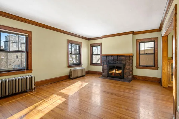 $649,000 | 4752 Lyndale Avenue South, Minneapolis, MN 55419