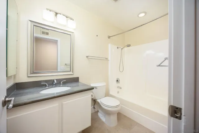 $699,000 | 4225 Dusk Lane, Oceanside, CA 92056