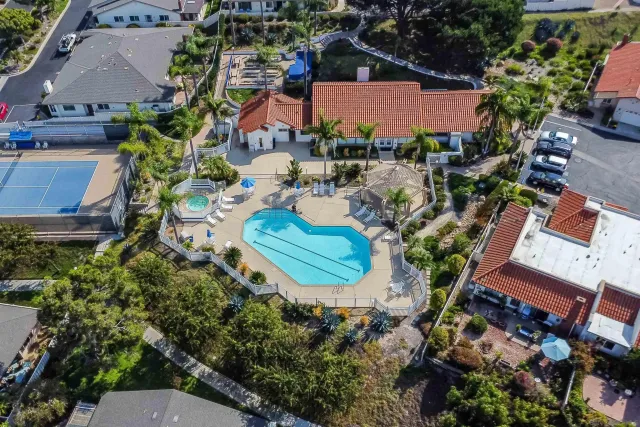 $699,000 | 4225 Dusk Lane, Oceanside, CA 92056