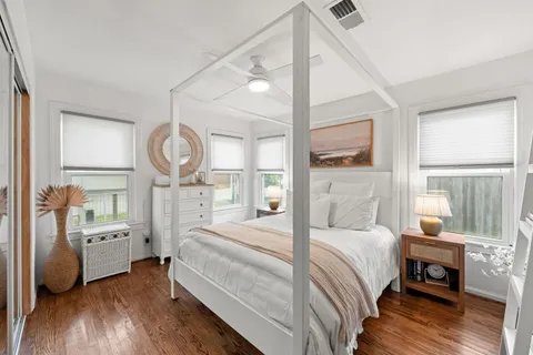 $699,900 | 1516 Lawrence Street, Houston, TX 77008