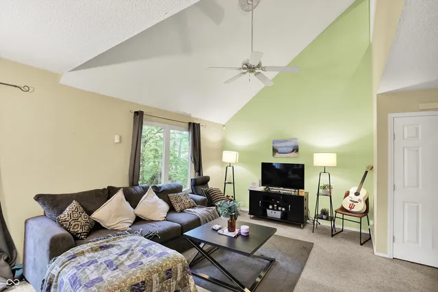 $280,000 | 2210 South Laurelwood Circle, Bloomington, IN 47401