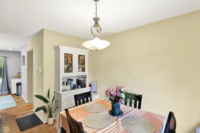 $280,000 | 2210 South Laurelwood Circle, Bloomington, IN 47401