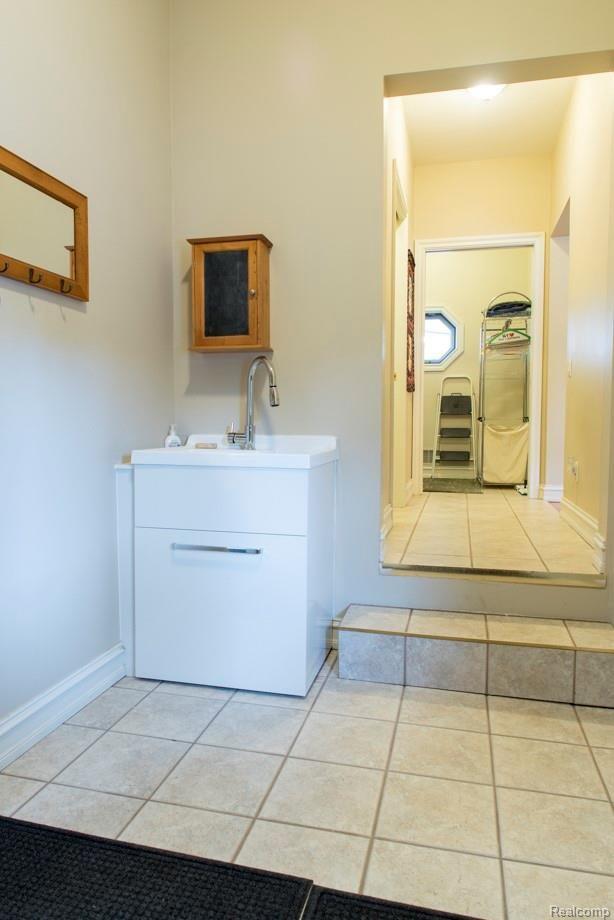 53540 Jewell Road Utica, MI 48315 - Photo 45 of 95 Vogel Team Jewel Home Photos-65.jpg