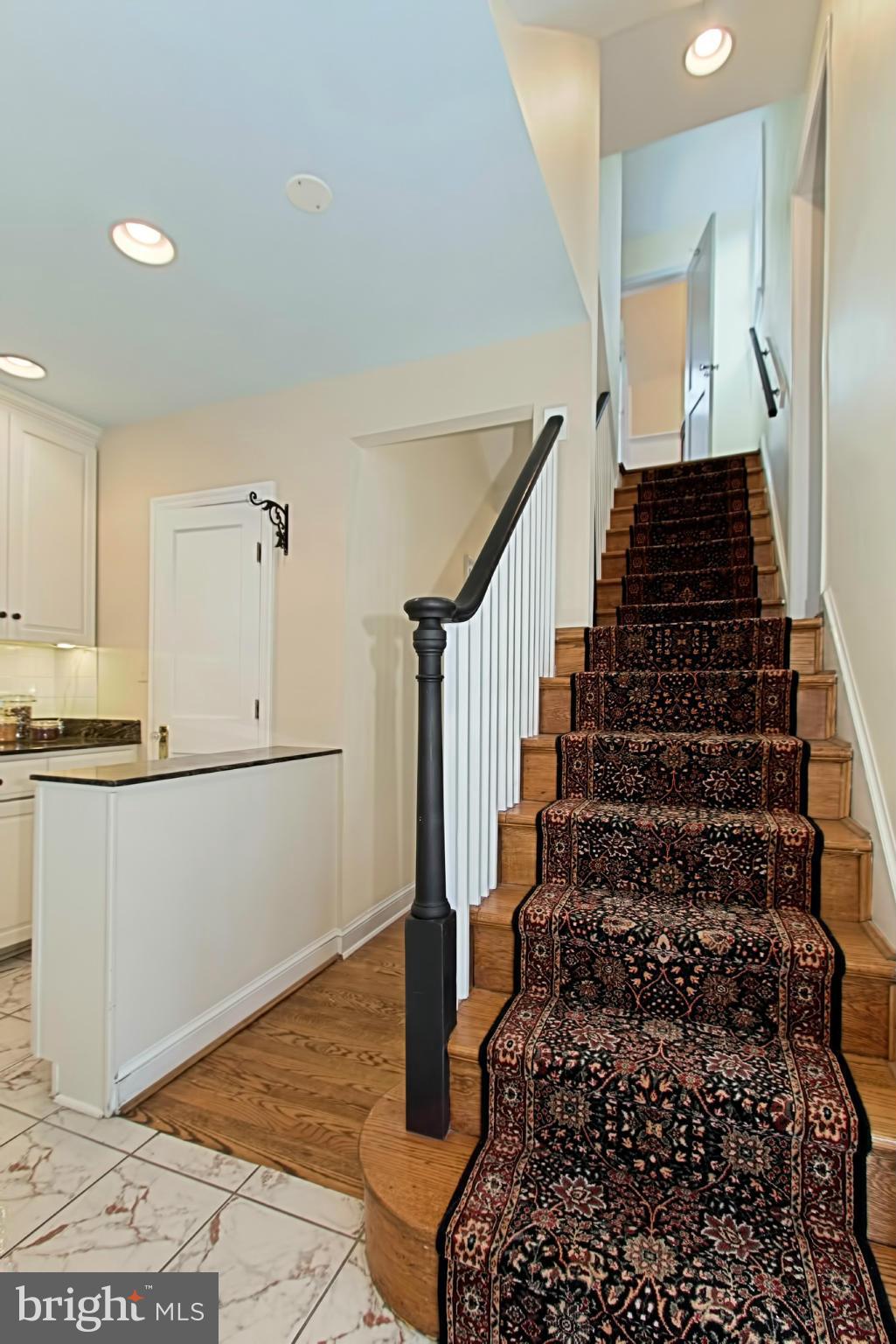 1507 Russell Road Alexandria, VA 22301 - Photo 17 of 30 Interior (General)
