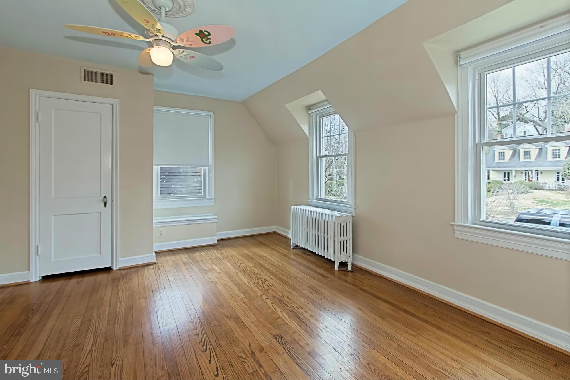 1507 Russell Road Alexandria, VA 22301 - Photo 20 of 30 Bedroom