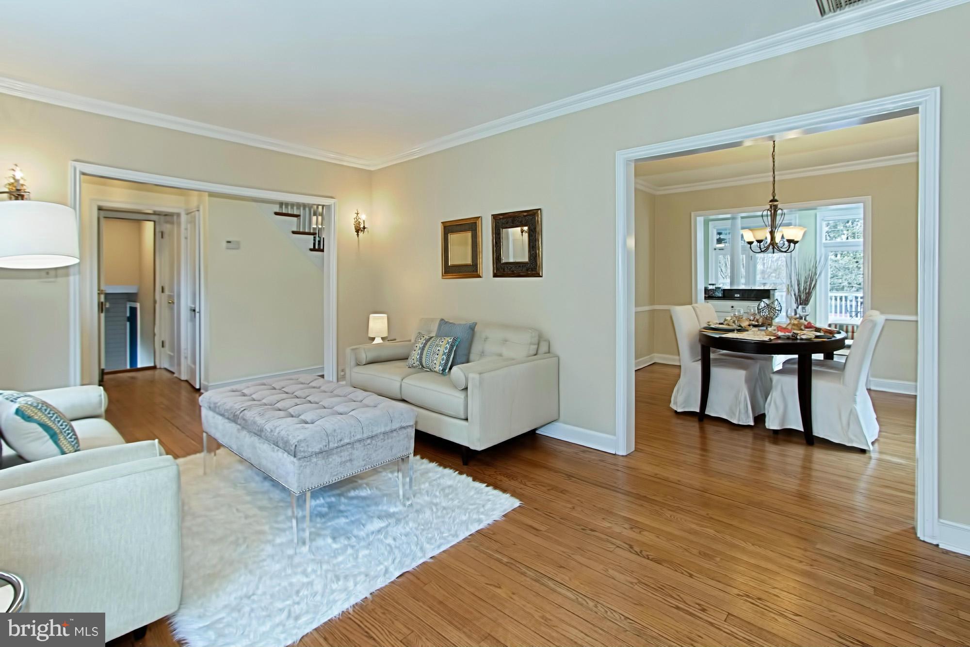 1507 Russell Road Alexandria, VA 22301 - Photo 4 of 30 Interior (General)