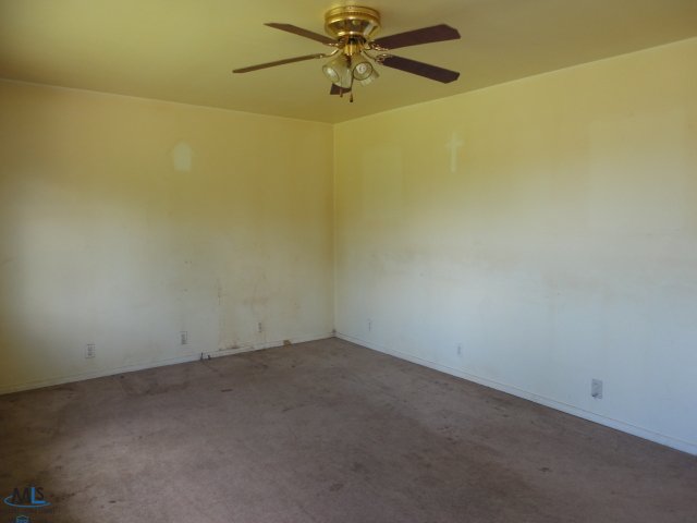10813 Oatman Road Yale, MI 48097 - Photo 9 of 21 31106594-8.JPG