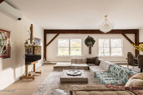 $2,250,000 | 302 A Egremont Plain Road, Egremont, MA 01230