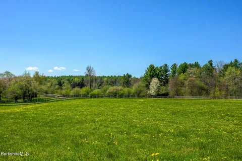 $2,250,000 | 302 A Egremont Plain Road, Egremont, MA 01230