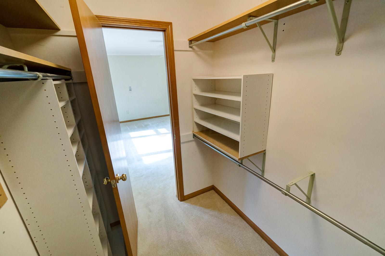 3221 West Case Road Dublin, OH 43017 - Photo 16 of 31 Gallery Image 16