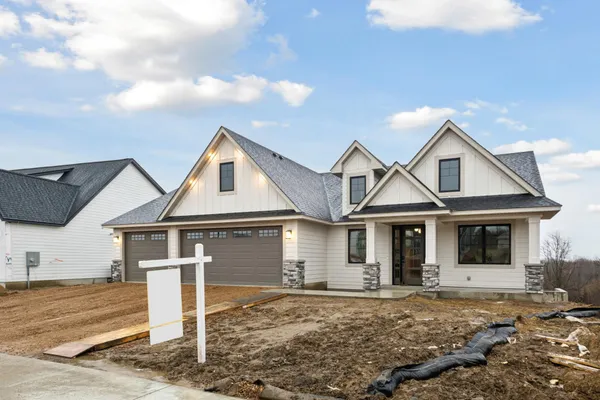 $1,400,000 | 3757 Brookside Drive, Chaska, MN 55318