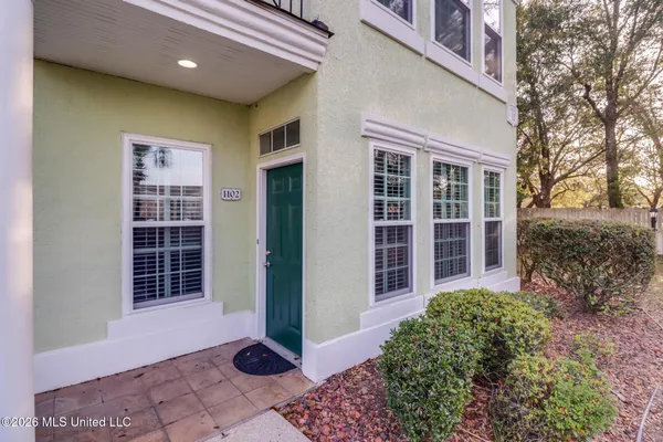 $2,800 | 2252 Beach Drive, Unit 1102, Gulfport, MS 39507