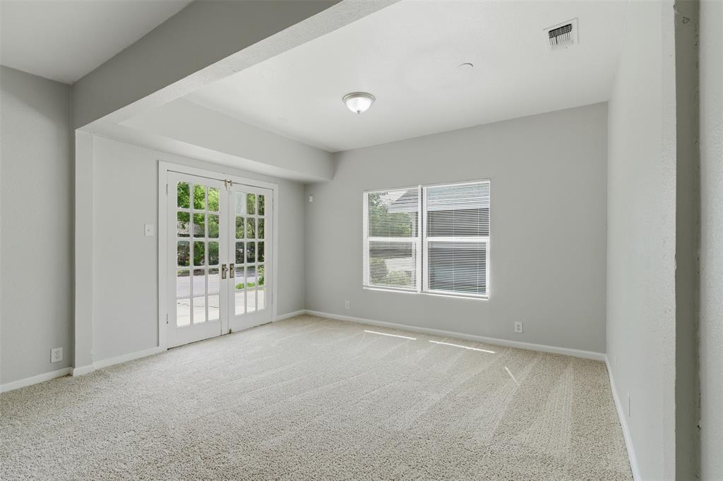 814 North Walnut Street Sherman, TX 75090 - Photo 10 of 25