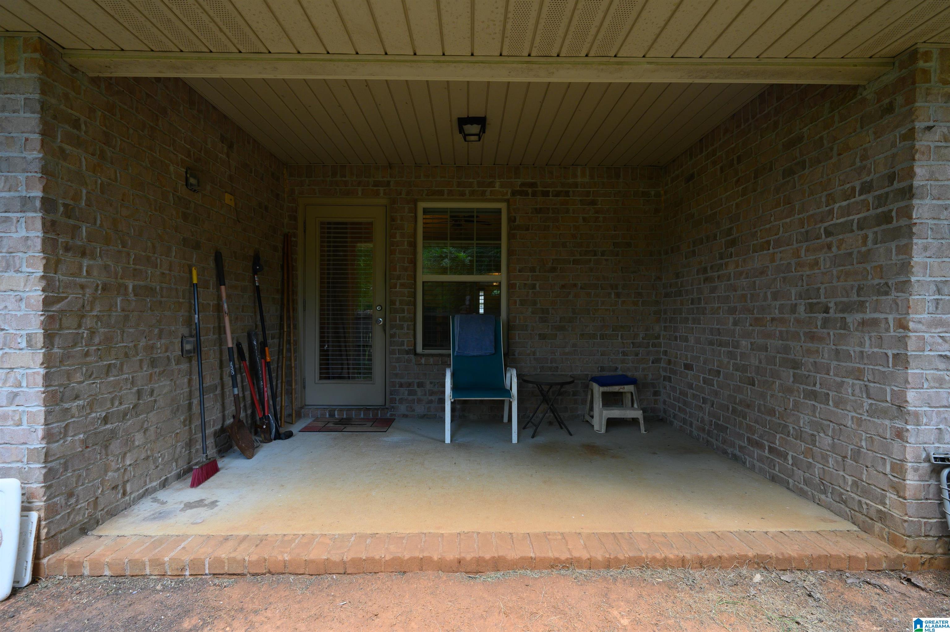 301 Vincent Street Alabaster, AL 35007 - Photo 42 of 46