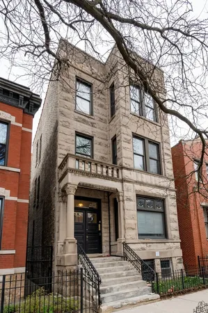 $3,300 | 2129 North Racine Avenue, Unit CH1, Chicago, IL 60614
