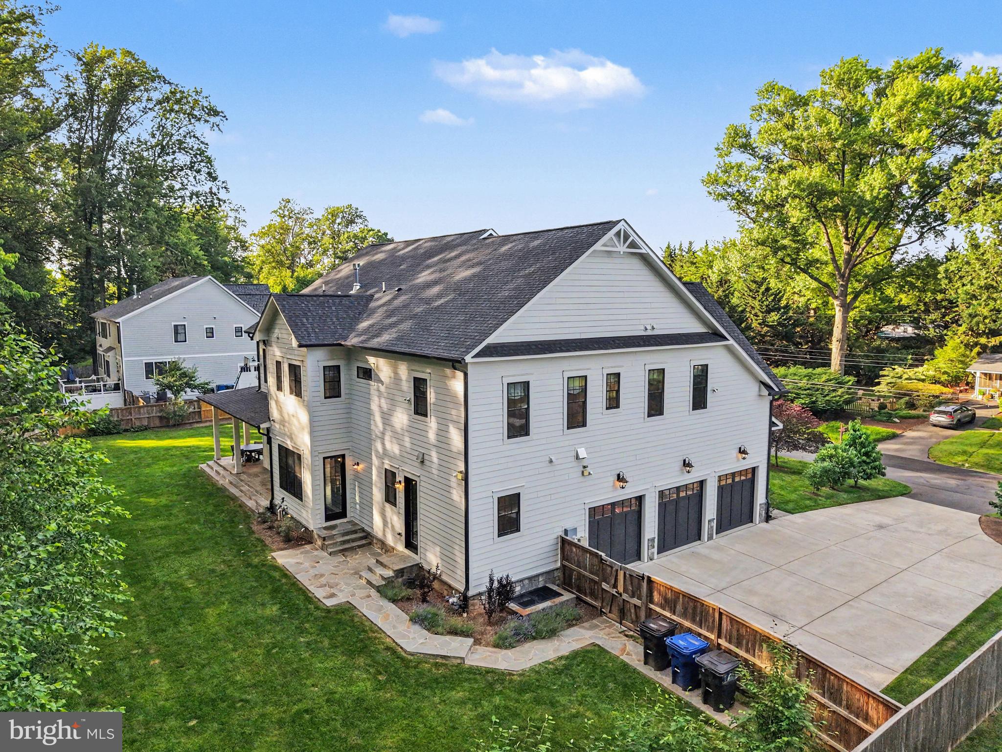 2516 Rambling Road Vienna, VA 22181 - Photo 23 of 30