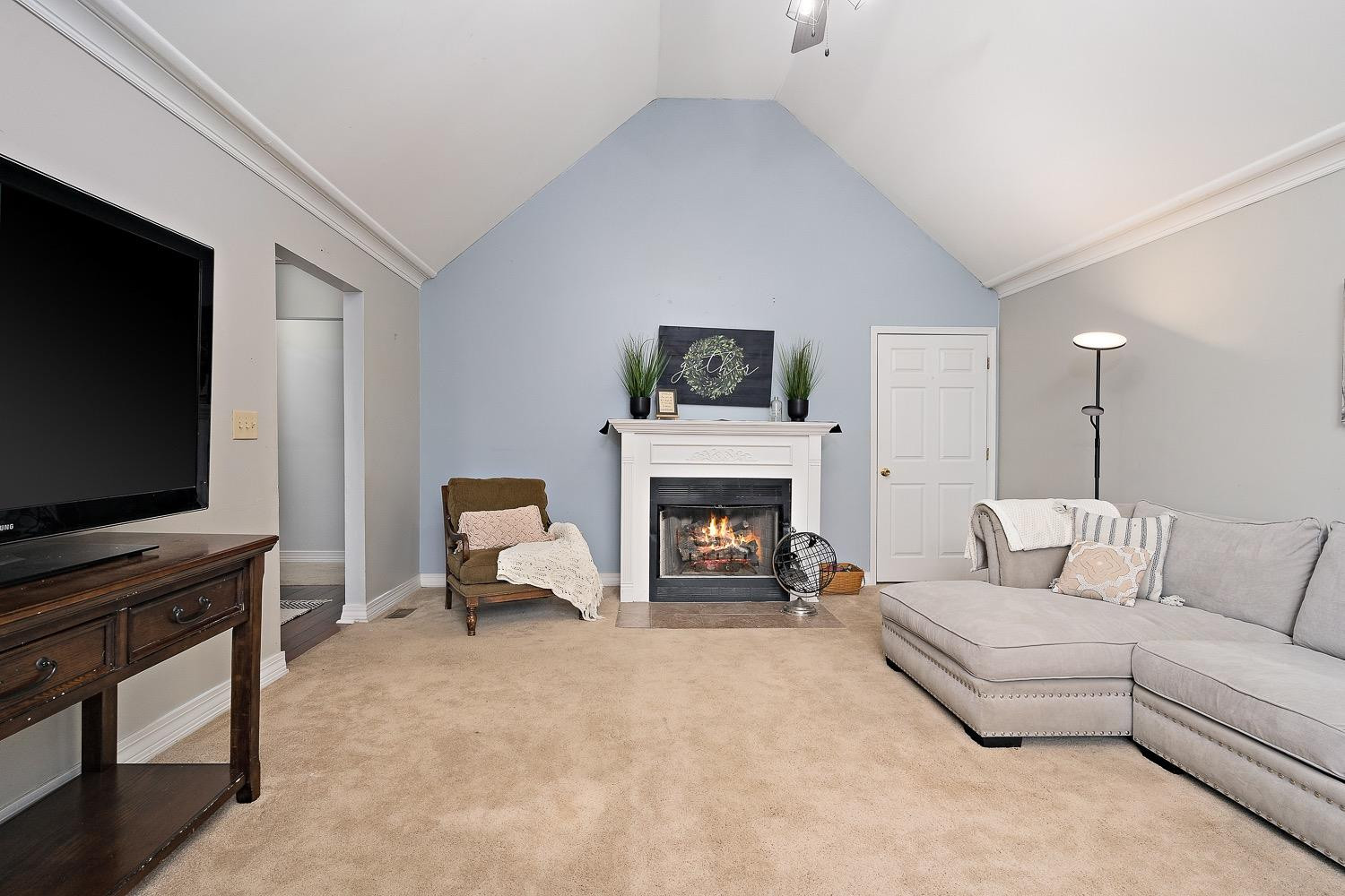 89 Oak Ridge Drive Stanton, KY 40380 - Photo 5 of 43 Photo 5
