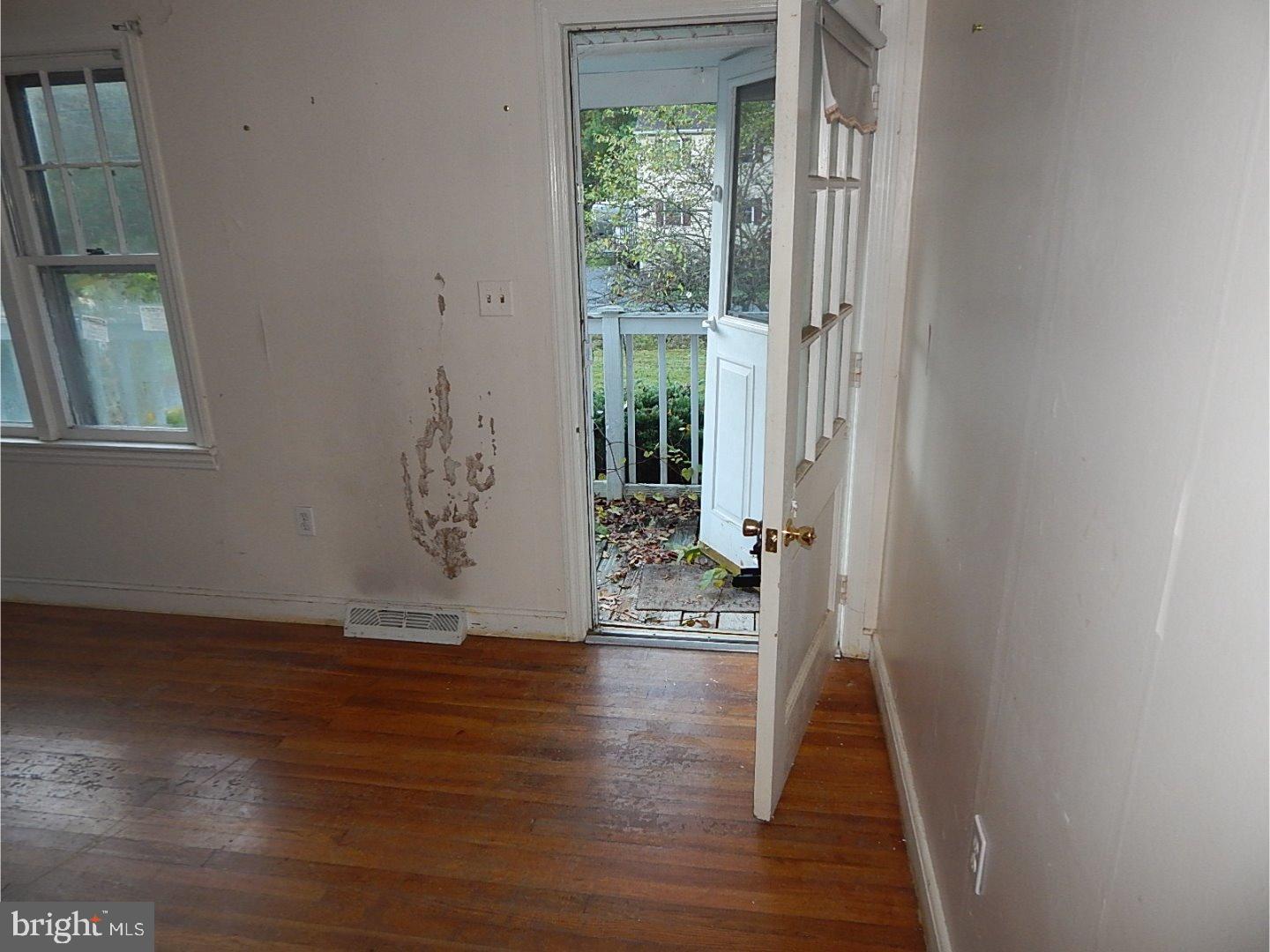 30 Diverty Road Pennington, NJ 08534 - Photo 3 of 10