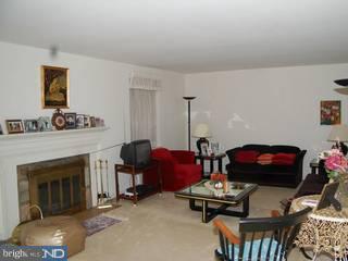 102 Trent Road Wynnewood, PA 19096 - Photo 4 of 6 Gallery Image 4