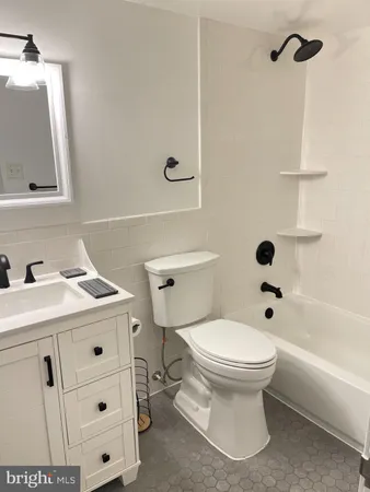 $1,750 | 1001 Scarlet Oak Court, Unit 2D, Hampstead, MD 21074