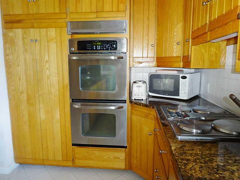 199 Burleigh Road Bangor, ME 04401 - Photo 15 of 35 Kitchen.