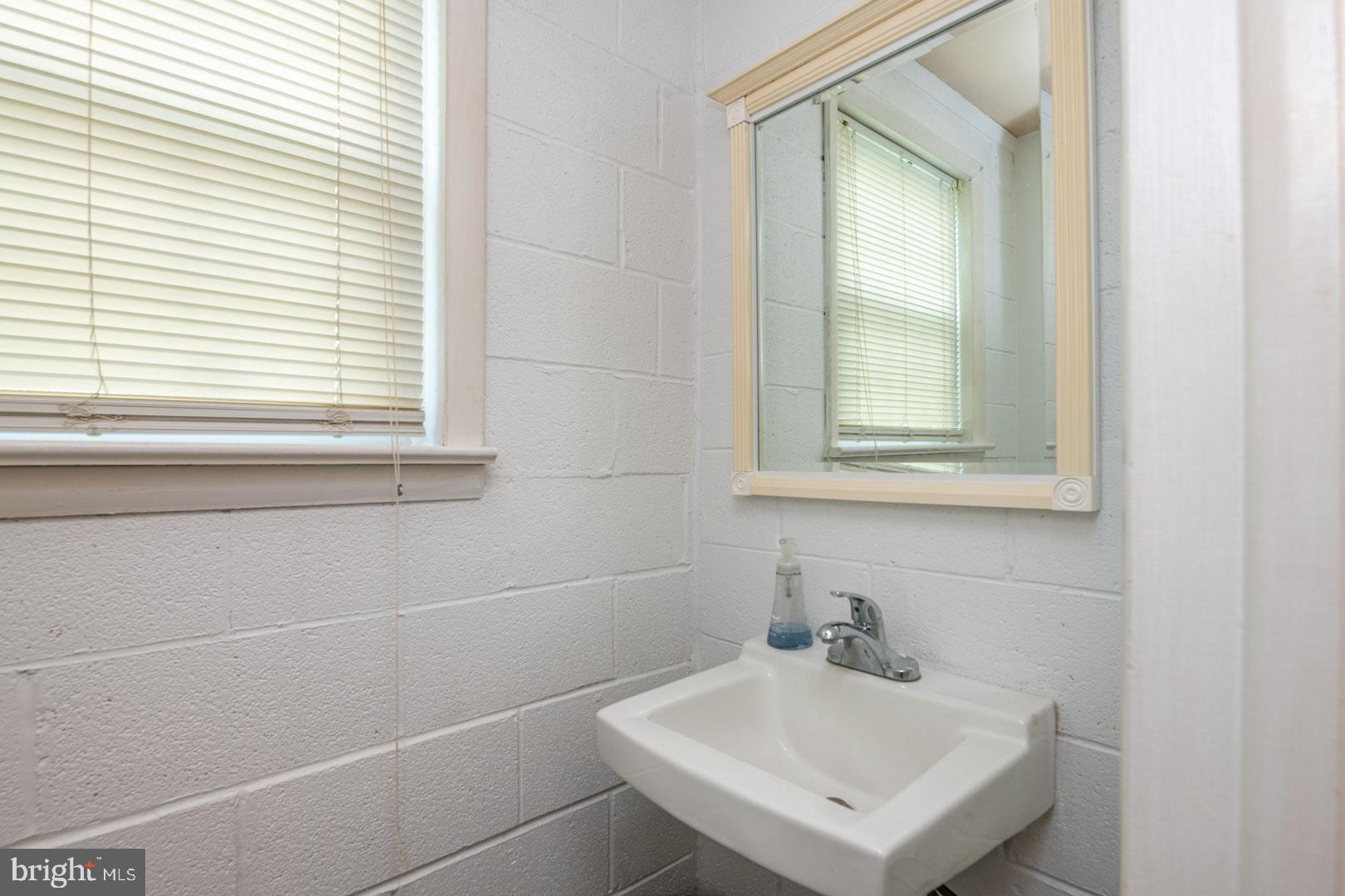 44 Walnut Street Reading, PA 19606 - Photo 16 of 26