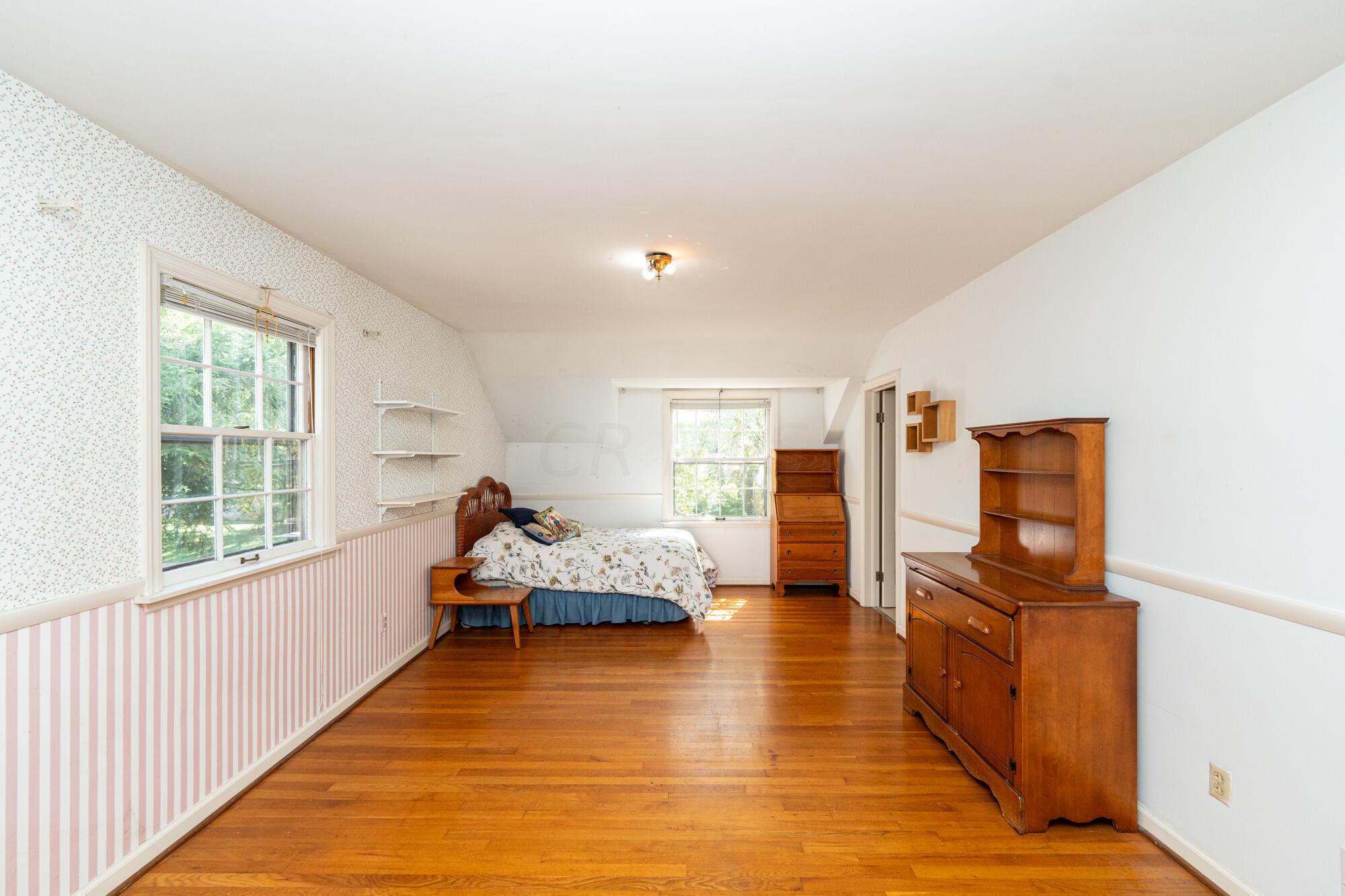1299 Haddon Road Columbus, OH 43209 - Photo 32 of 34