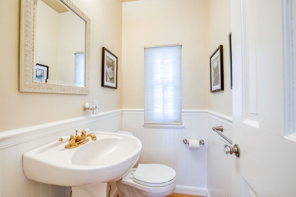 123 Englewood Road Longmeadow, MA 01106 - Photo 13 of 41