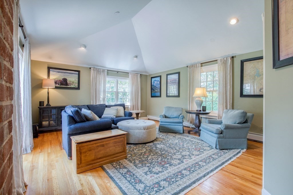 123 Englewood Road Longmeadow, MA 01106 - Photo 14 of 41