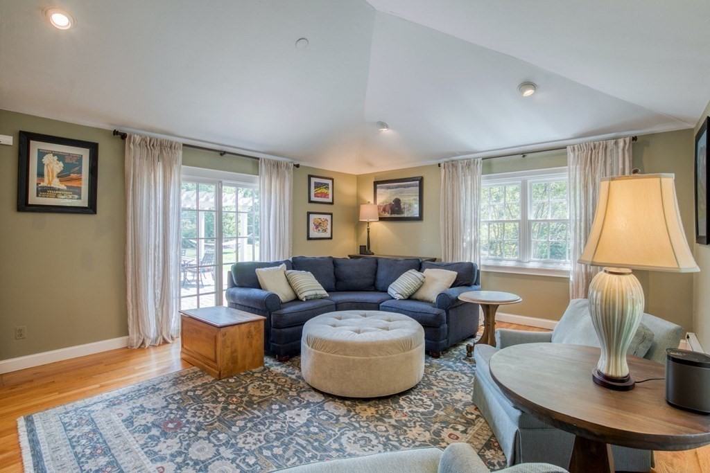 123 Englewood Road Longmeadow, MA 01106 - Photo 15 of 41