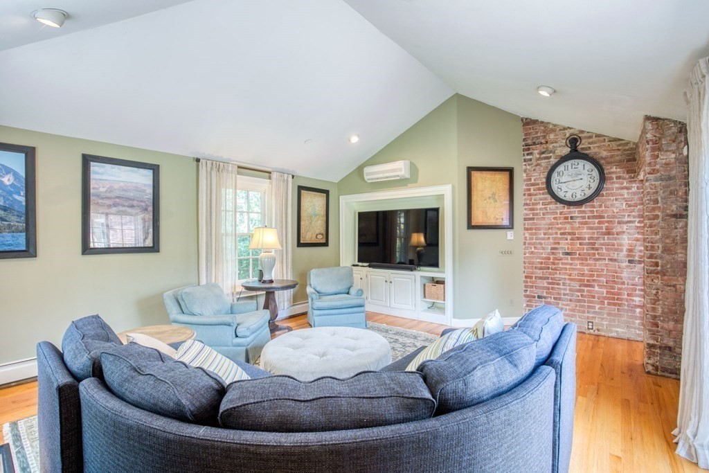 123 Englewood Road Longmeadow, MA 01106 - Photo 16 of 41