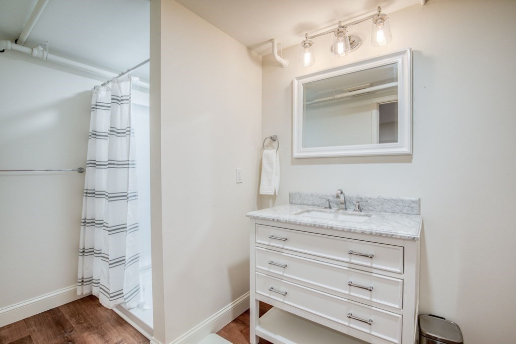 123 Englewood Road Longmeadow, MA 01106 - Photo 35 of 41