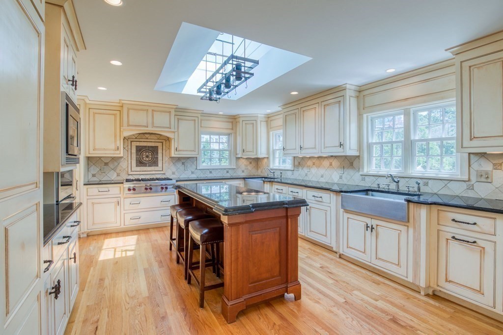 123 Englewood Road Longmeadow, MA 01106 - Photo 5 of 41