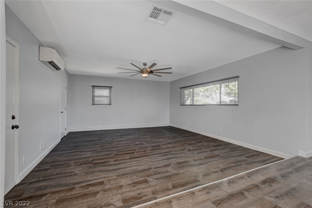 331 Xavier Street Las Vegas, NV 89107 - Photo 14 of 57