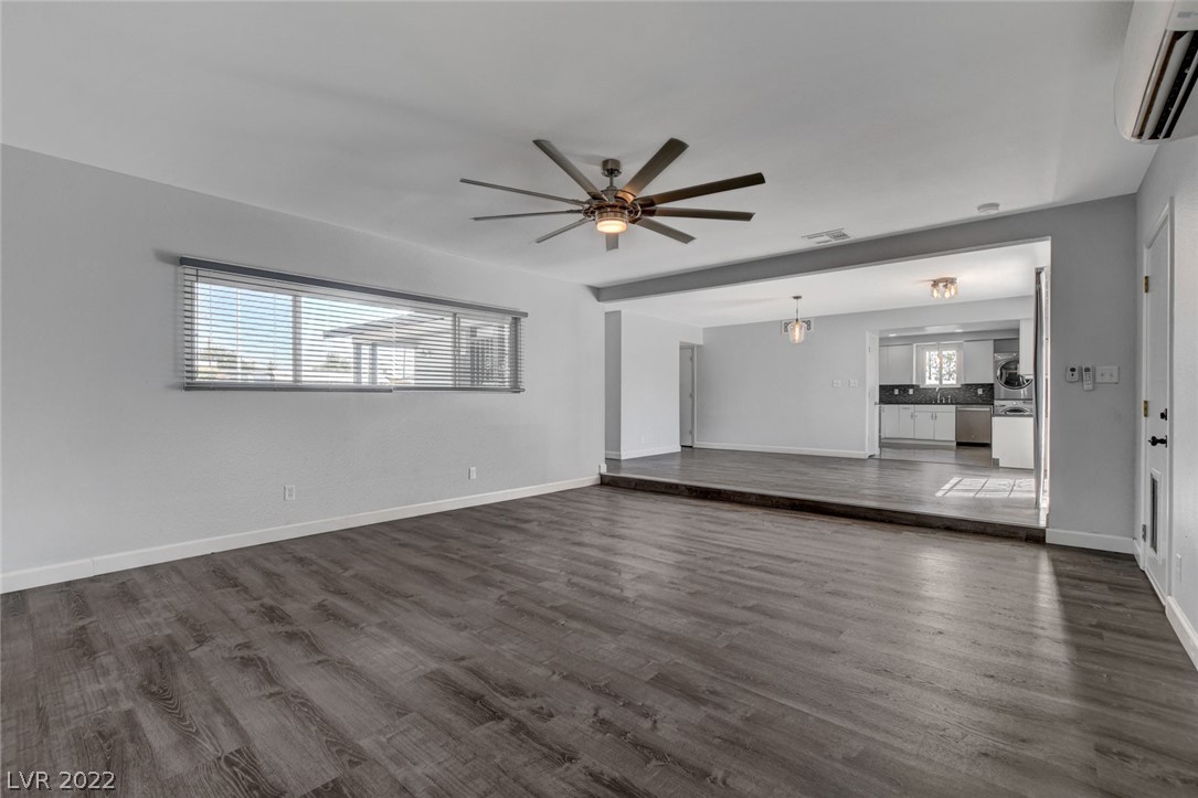 331 Xavier Street Las Vegas, NV 89107 - Photo 17 of 57