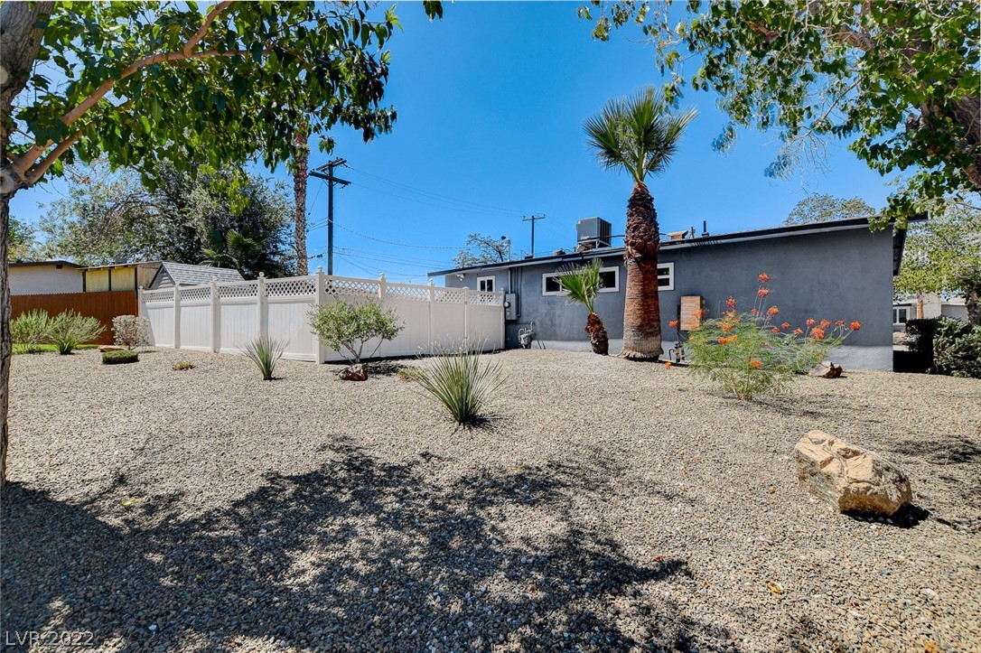 331 Xavier Street Las Vegas, NV 89107 - Photo 2 of 57