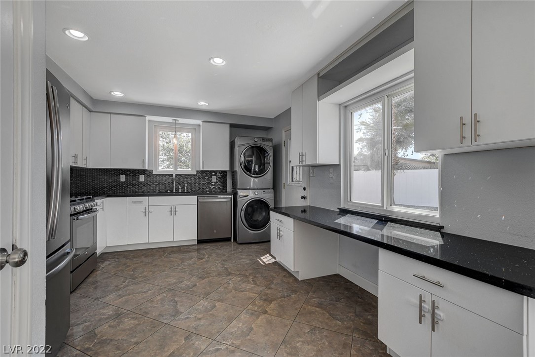 331 Xavier Street Las Vegas, NV 89107 - Photo 22 of 57