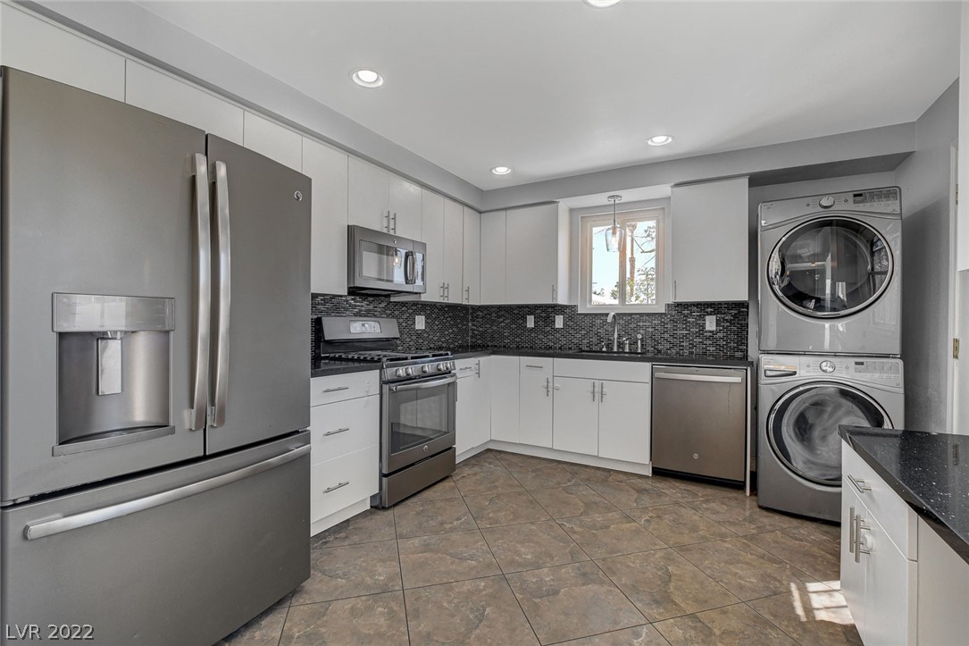 331 Xavier Street Las Vegas, NV 89107 - Photo 23 of 57