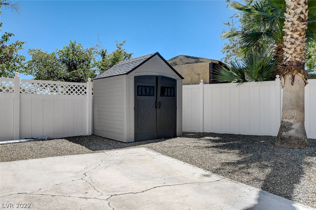 331 Xavier Street Las Vegas, NV 89107 - Photo 48 of 57